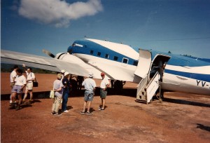 DC-3 at Camp Kavak, Canaima Photo: Ed Sluimer